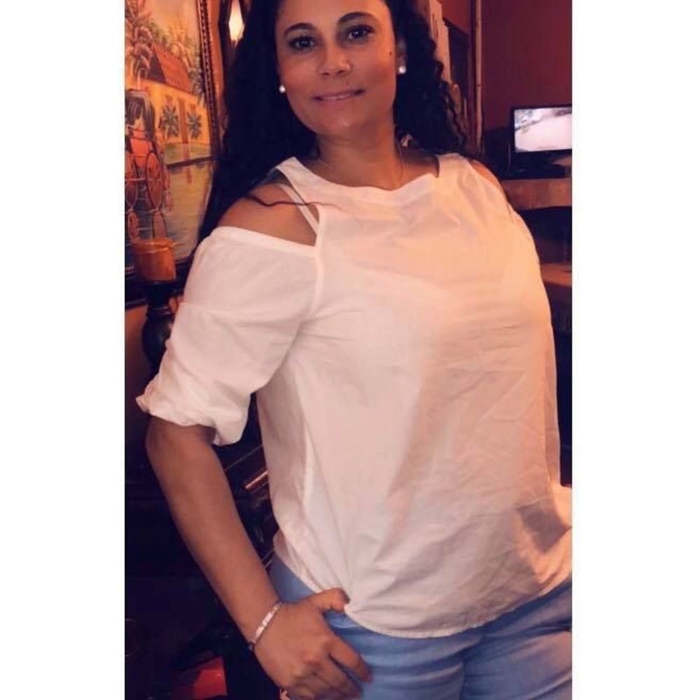 Meet your Posher, Yesenia